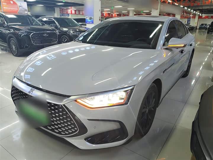 Фото 2 - BYD Han