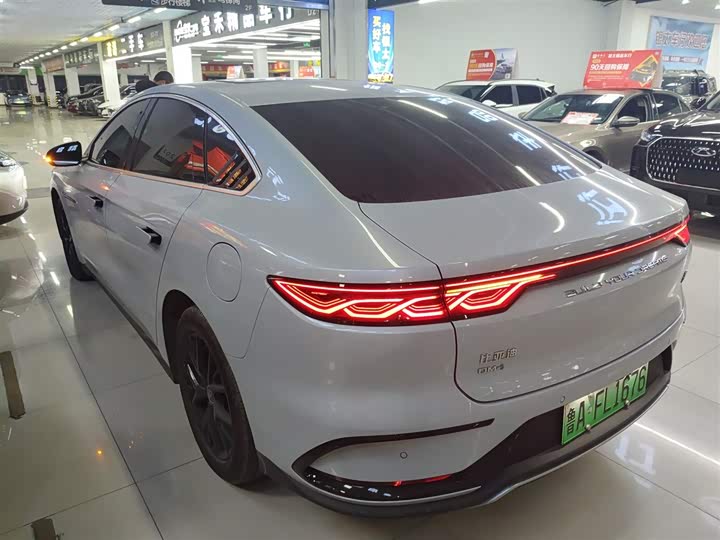 Фото 5 - BYD Han