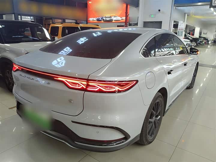 Фото 7 - BYD Han