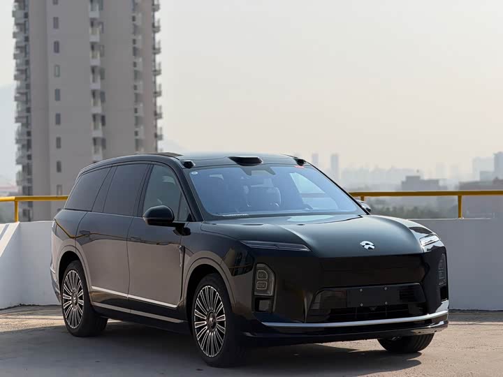 Фото 3 - Nio ES8