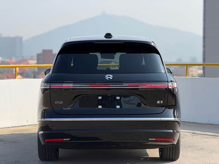 Фото 5 - Nio ES8