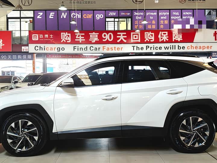 Фото 3 - Hyundai Tucson L