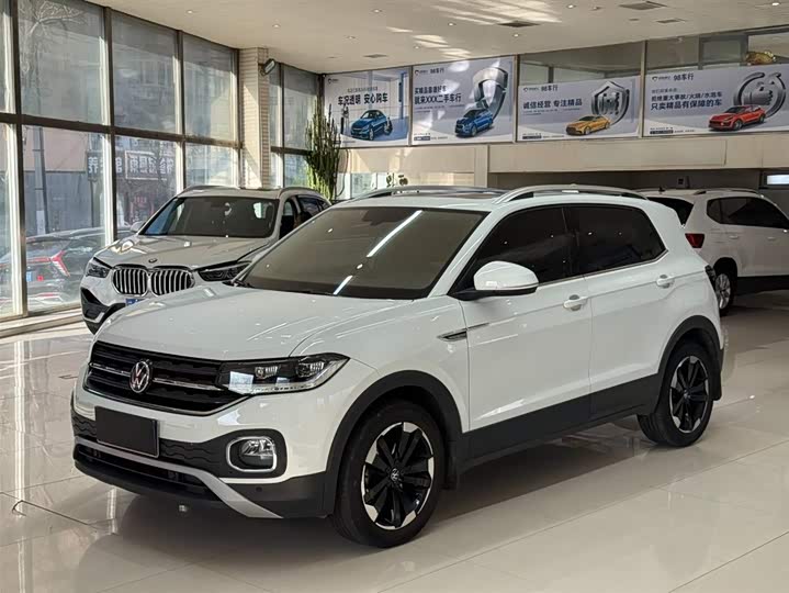 Фото 1 - Volkswagen Tacqua