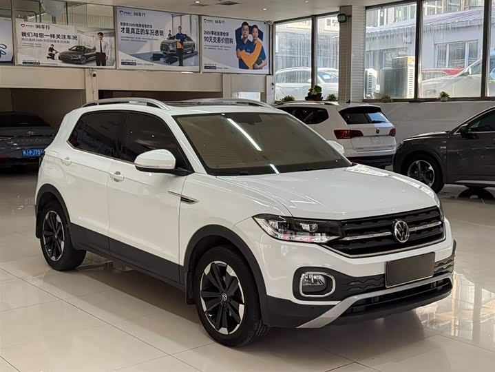 Фото 3 - Volkswagen Tacqua