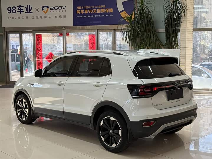 Фото 6 - Volkswagen Tacqua