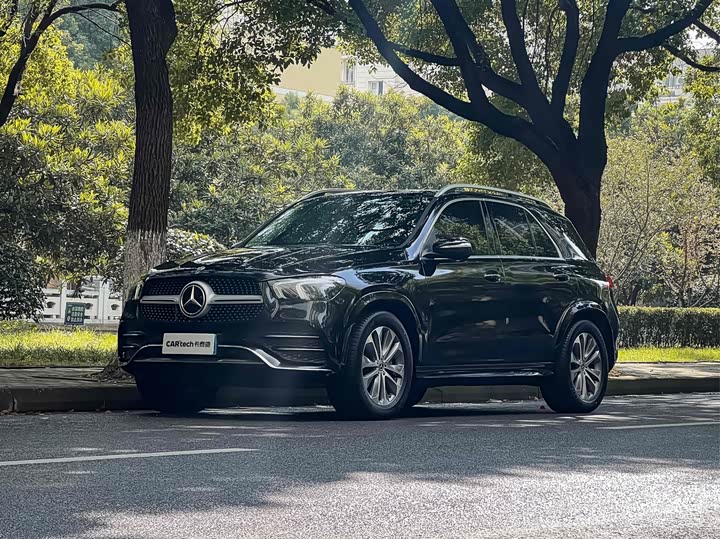 Фото 1 - Mercedes-Benz GLE-Class