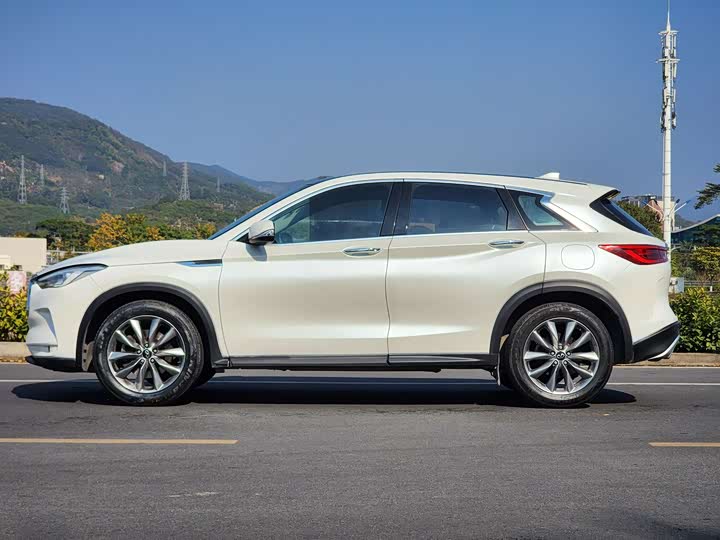 Фото 4 - Infiniti QX50
