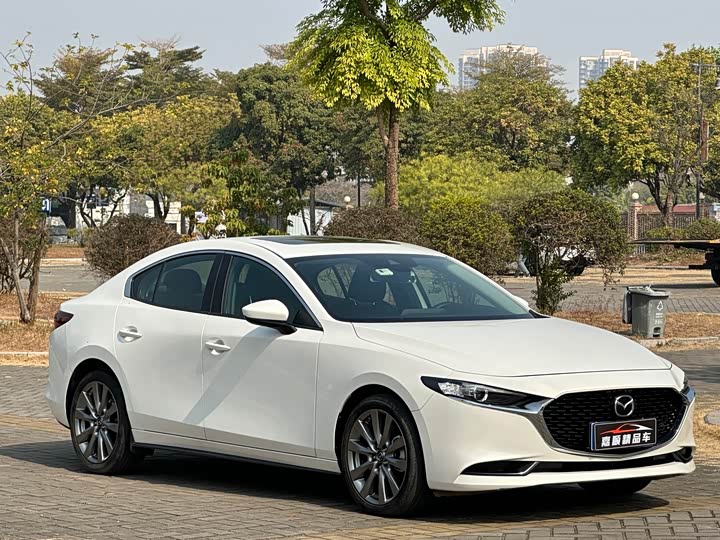 Фото 3 - Mazda 3 (Axela)