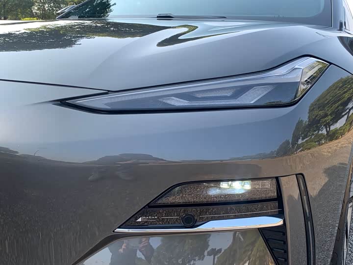 Фото 5 - Geely Galaxy E8