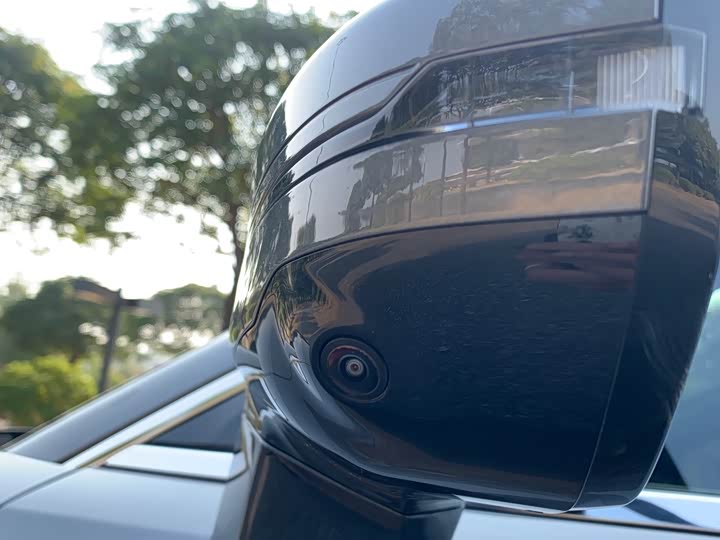 Фото 7 - Geely Galaxy E8