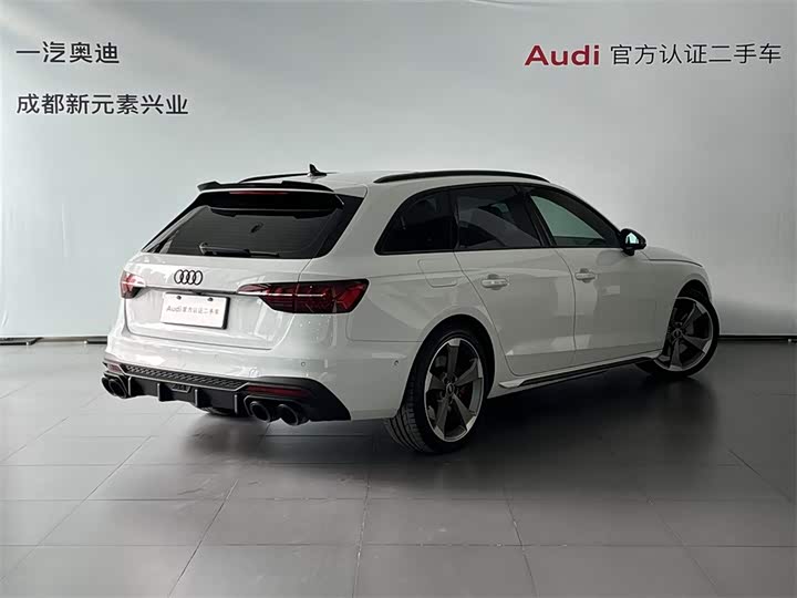 Фото 4 - Audi S4