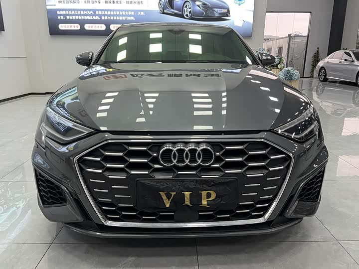 Фото 2 - Audi A3