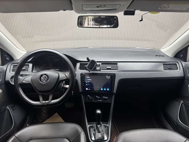 Фото 4 - Volkswagen Santana