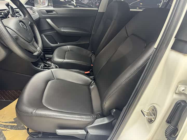 Фото 8 - Volkswagen Santana