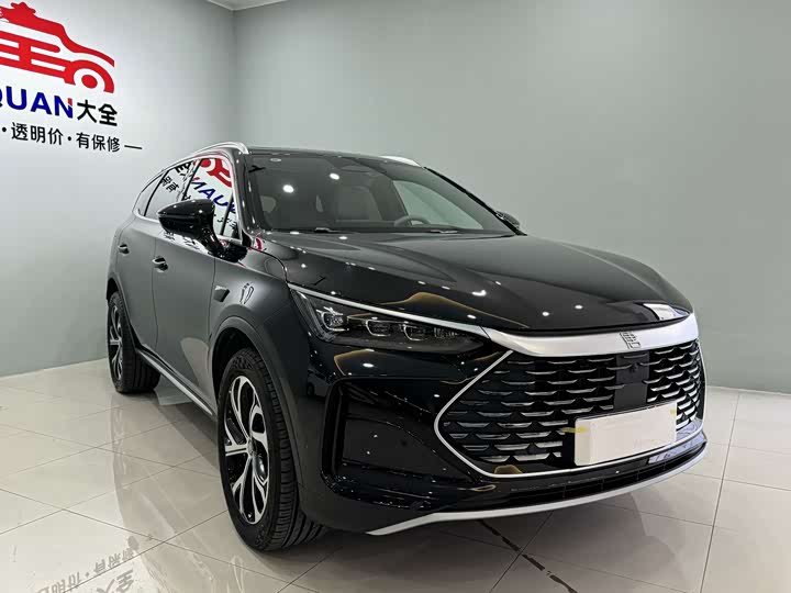 Фото 3 - BYD Tang Hybrid/EV