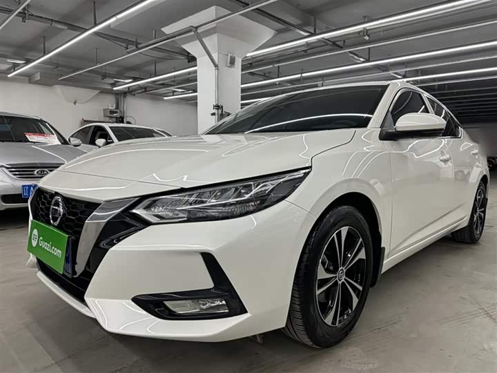 Фото 2 - Nissan Sylphy