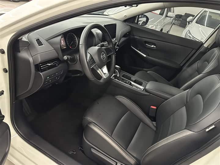 Фото 7 - Nissan Sylphy