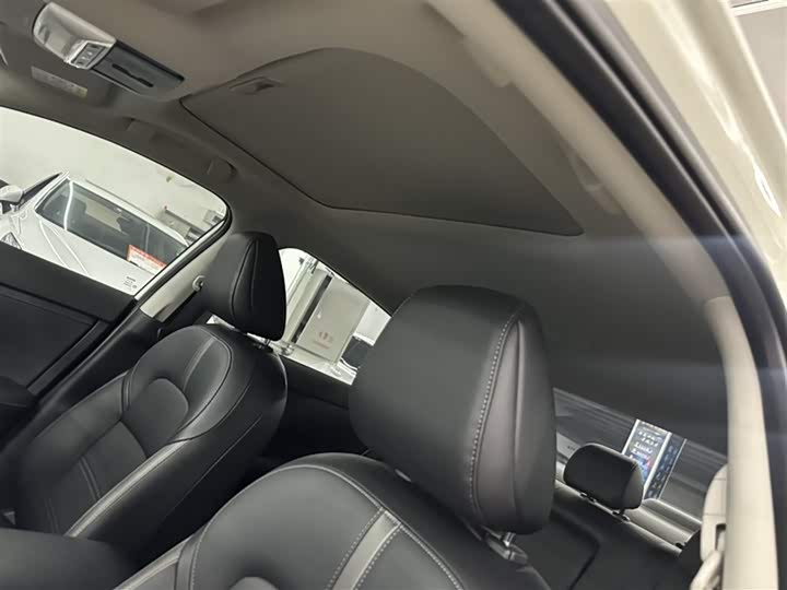 Фото 8 - Nissan Sylphy