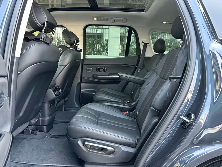 Фото 7 - Nio ES8