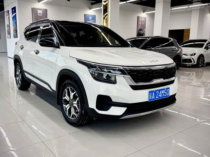 Фото 8 - Kia KX3