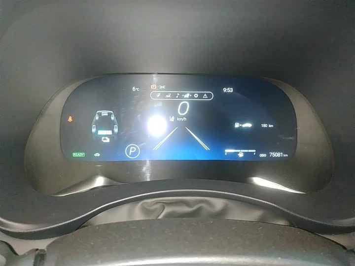 Фото 4 - Toyota Crown Kluger