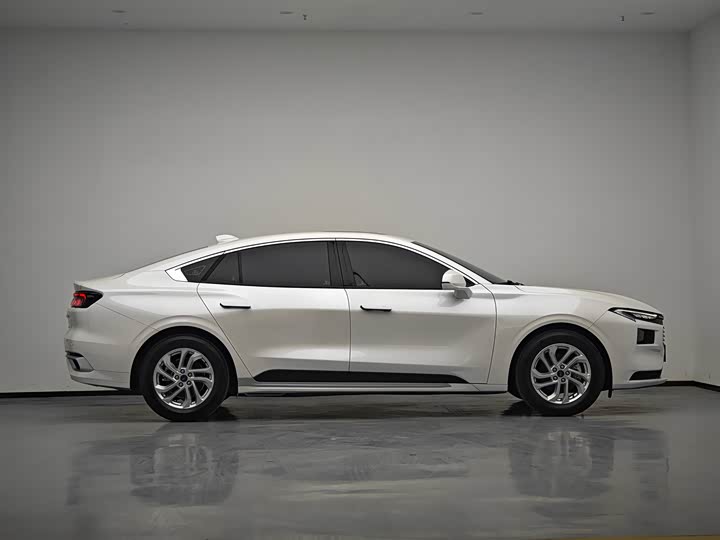 Фото 4 - Ford Mondeo