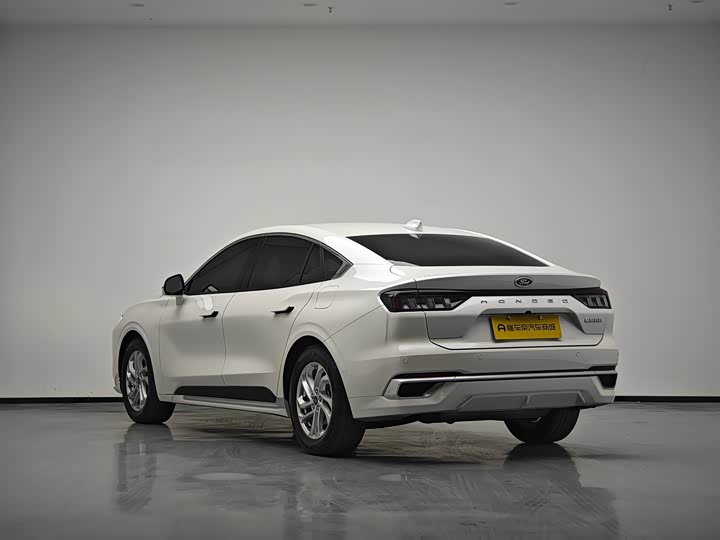 Фото 7 - Ford Mondeo