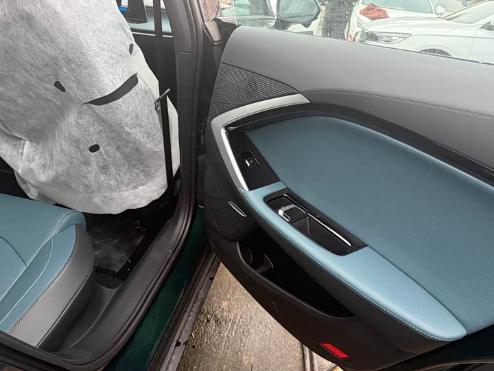 Фото 8 - MG Motor 7