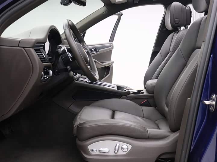 Фото 3 - Porsche Macan