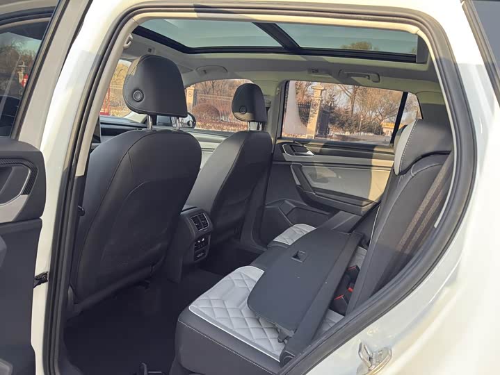 Фото 7 - Volkswagen Tayron