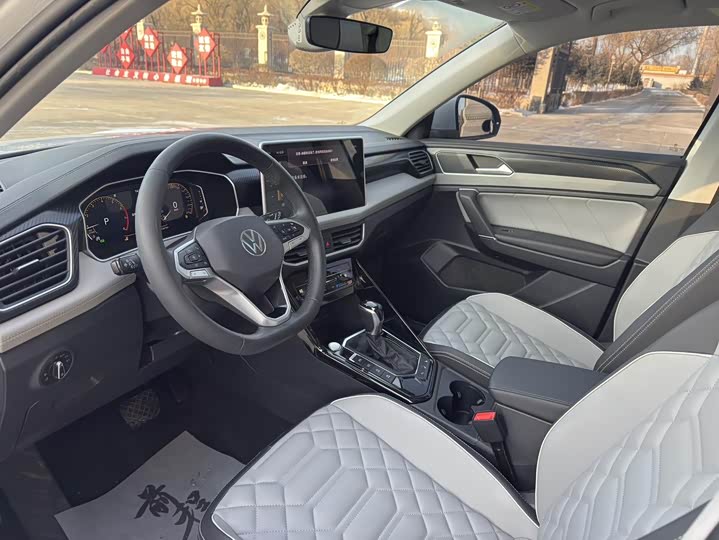 Фото 9 - Volkswagen Tayron