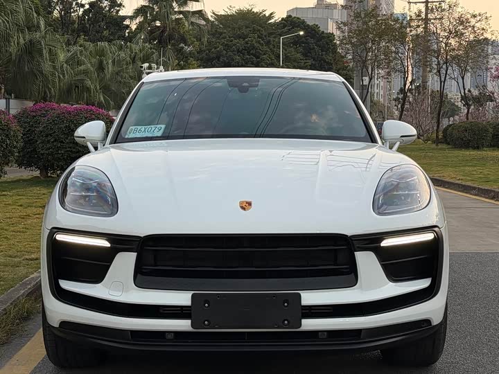 Фото 2 - Porsche Macan