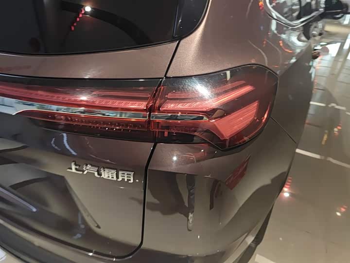 Фото 8 - Buick Envision Plus