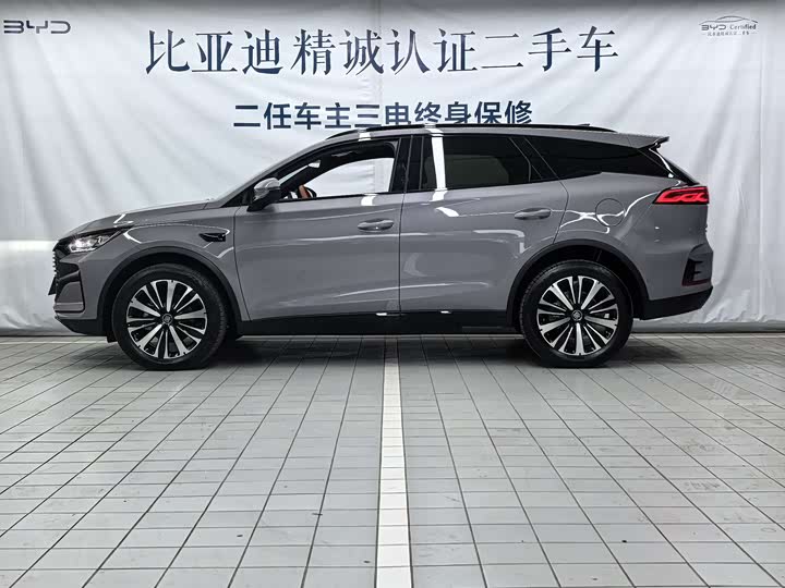 Фото 3 - BYD Tang Hybrid/EV