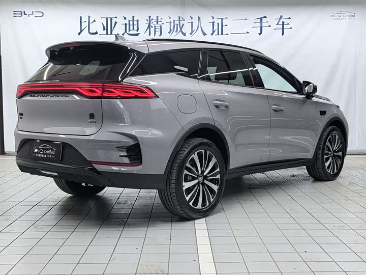 Фото 5 - BYD Tang Hybrid/EV