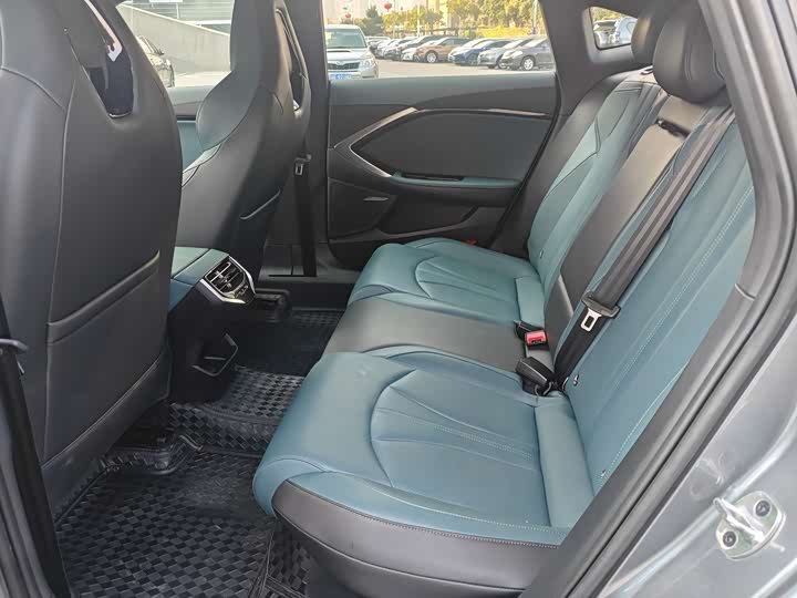 Фото 8 - MG Motor 7