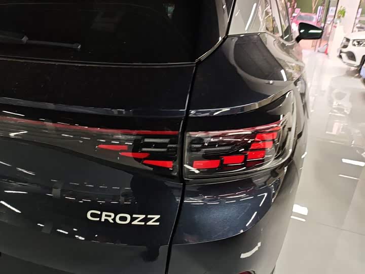 Фото 8 - Volkswagen ID.4 Crozz