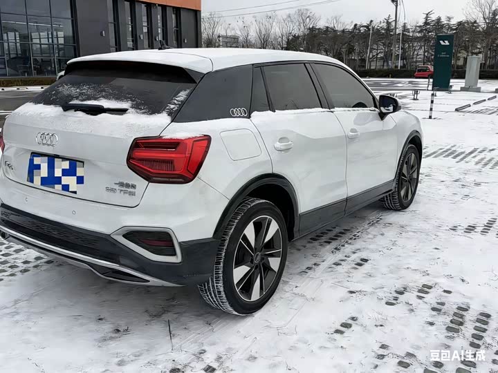 Фото 4 - Audi Q2L