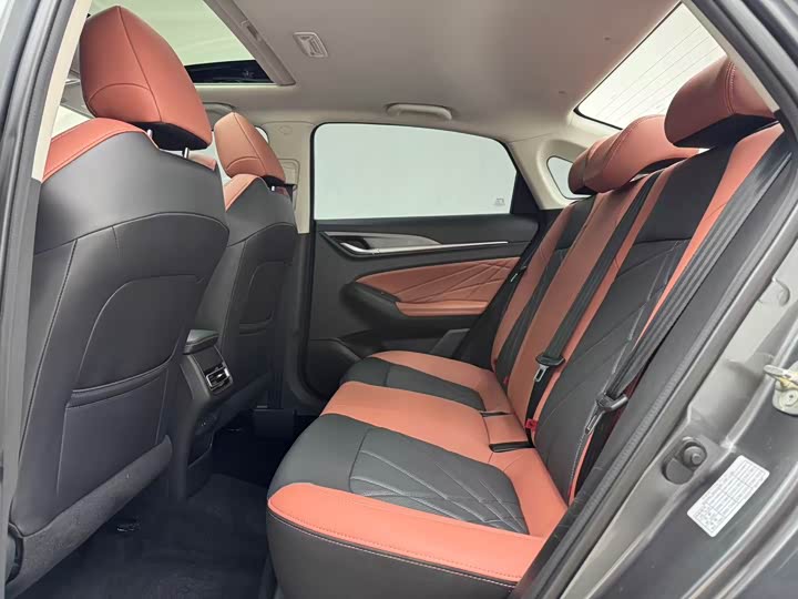 Фото 4 - Changan Eado Plus