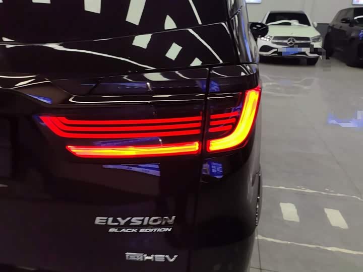 Фото 8 - Honda Elysion