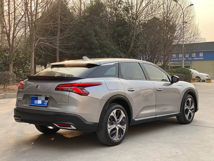 Фото 5 - Citroen C5 X