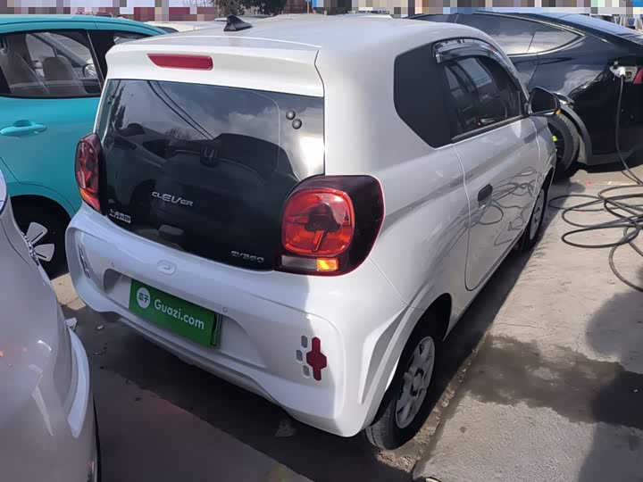 Фото 6 - Roewe Clever