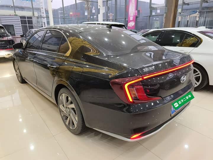 Фото 5 - Hyundai Mistra