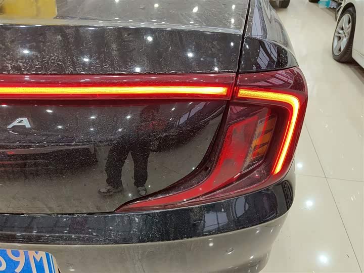 Фото 8 - Hyundai Mistra