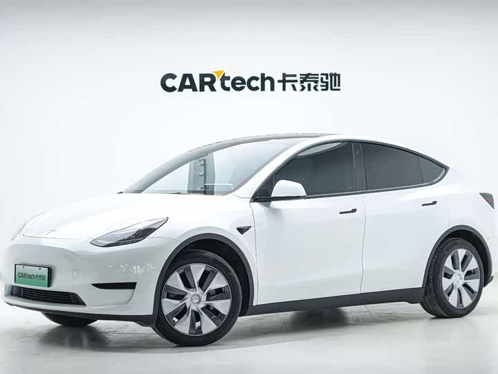 Фото 1 - Tesla Model Y