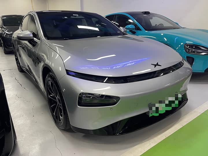 Фото 3 - XPeng P7