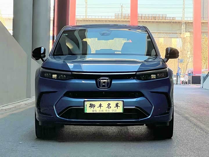 Фото 2 - Honda Breeze Hybrid