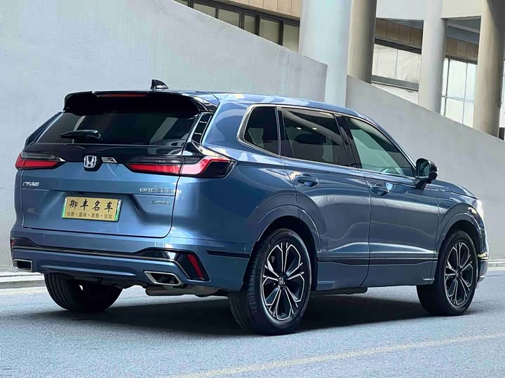 Фото 4 - Honda Breeze Hybrid