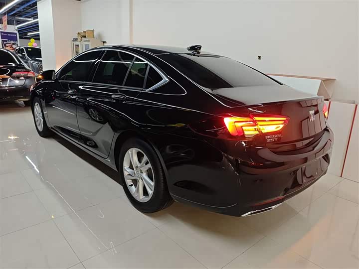 Фото 5 - Buick Regal