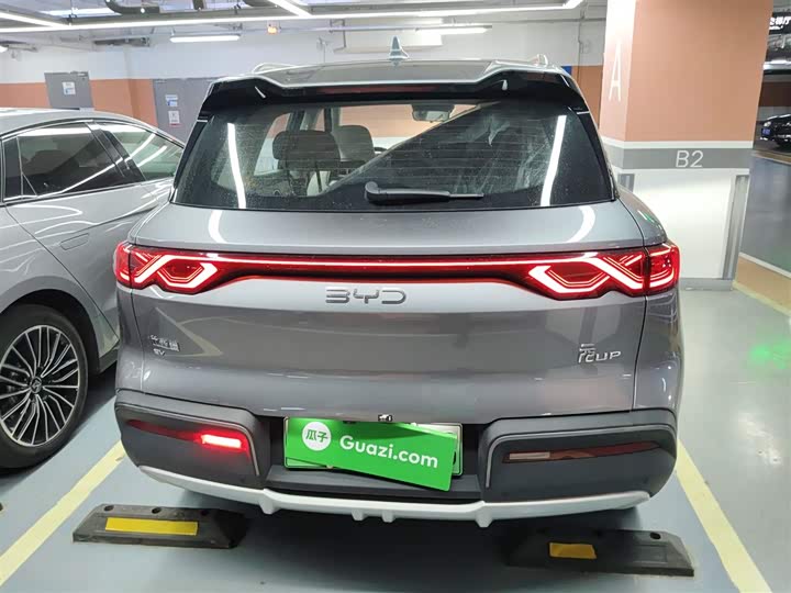 Фото 6 - BYD Yuan Up